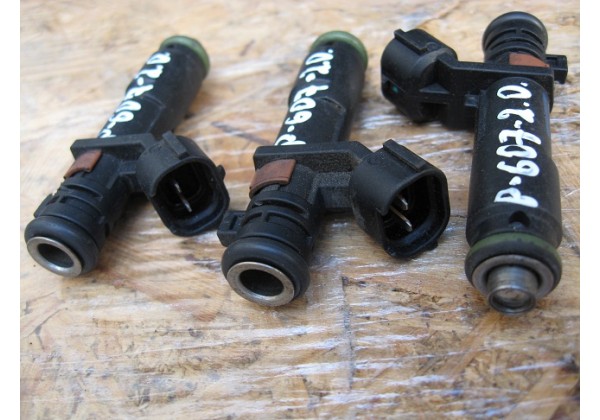 Форсунка клапанна Peugeot 406, 407, 607, 807, Citroen C8 2.2 16V, 1984E4, 348005